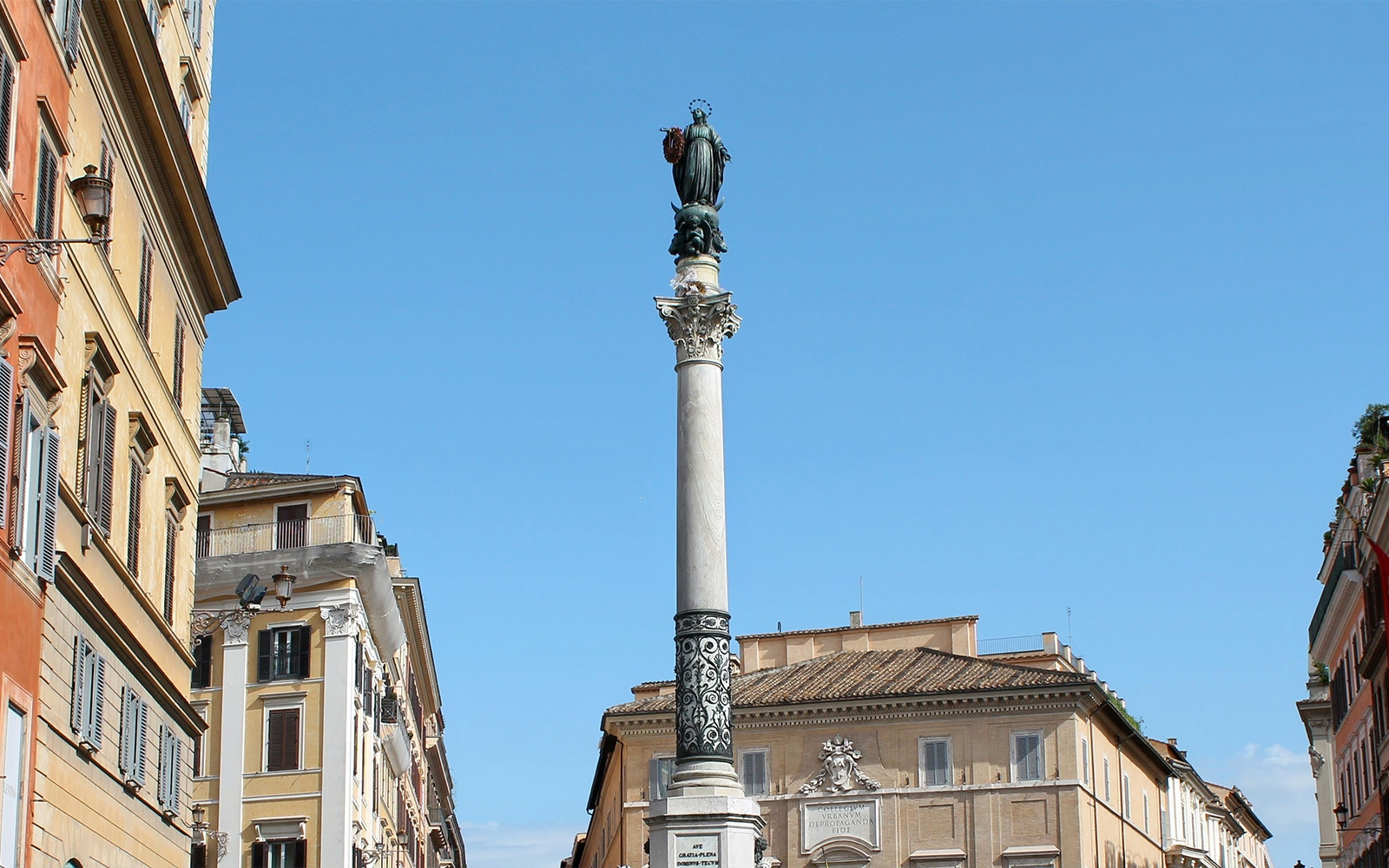 A Guide To The Spanish Steps In Rome